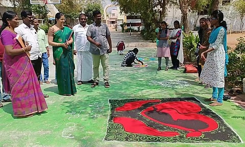 கோவில்பட்டியில் கோலப்போட்டியில் அசத்திய பெண்கள்