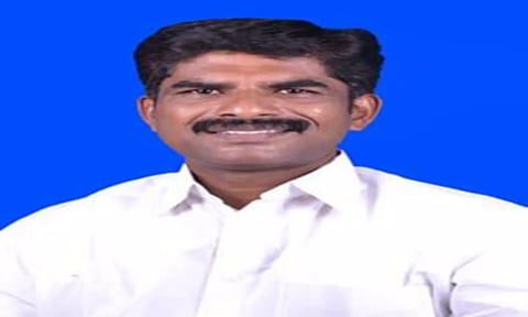 ஜார்ஜ் ராபின்சன்.