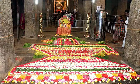 குருபகவானுக்கு 1,008 சங்காபிஷேகம்