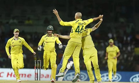 உற்சாகத்தில் ஆஸ்திரேலிய வீரர்கள்