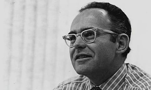 இண்டெல் இணை நிறுவனர் ஜார்டன் மூரெ காலமானார் - டிம் குக் மற்றும் சுந்தர் பிச்சை இரங்கல்