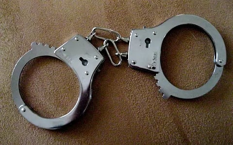 கஞ்சா விற்ற 4 பேர் கைது