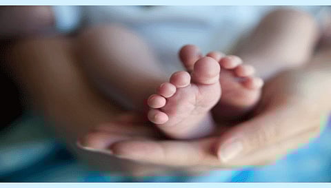 பிறந்து 2 நாட்களே ஆன பச்சிளம் பெண் குழந்தை விற்பனை