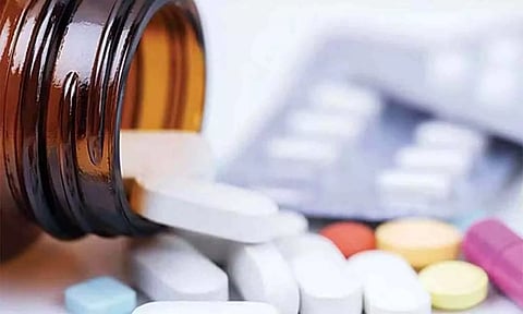 போலி மருந்துகள் தயாரிப்பு: 18 மருந்து உற்பத்தி நிறுவனங்களின் உரிமம் ரத்து