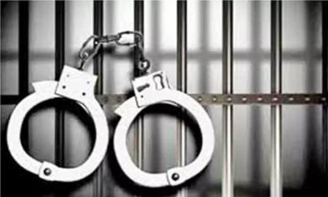 ஓசூரில் 50 ஏக்கர் நிலமோசடி வழக்கில் கணவன் மனைவி கைது