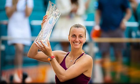 மியாமி ஓபன் டென்னிஸ் - ரிபாகினாவை வீழ்த்தி கோப்பை வென்றார் கிவிடோவா