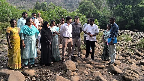 மேட்டுப்பாளையம் பகுதியில் வளர்ச்சித்திட்ட பணிகளை கலெக்டர் ஆய்வு