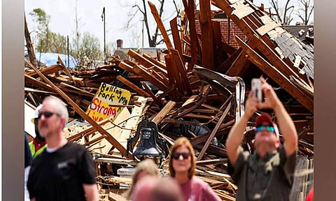 அமெரிக்காவில் சக்திவாய்ந்த புயலில் சிக்கி பலியானோர் எண்ணிக்கை 32 ஆக உயர்வு