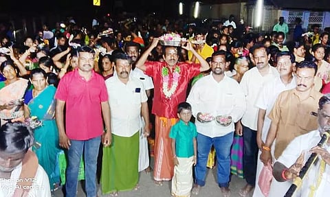 முத்துமாரியம்மன் கோவில் பூச்சொரிதல் விழா
