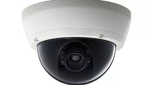 பொது இடங்களில் ஹிஜாப் அணியாத பெண்களை கண்டறிய கண்காணிப்பு கேமராக்கள்