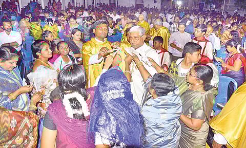 குமரி. கிறிஸ்தவ ஆலயங்களில் ஈஸ்டர் சிறப்பு பிரார்த்தனை