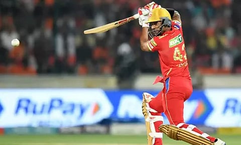 ஷிகர் தவான்