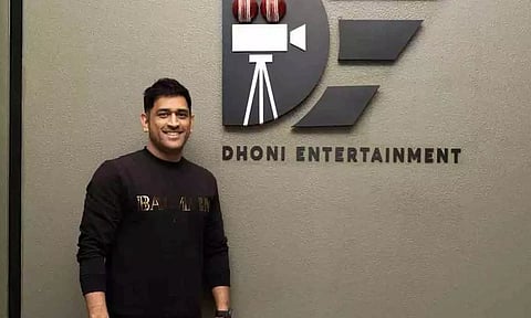 விசில் போட ரெடியா.. தோனி தயாரிக்கும் படத்தின் ஃபர்ஸ்ட் லுக் போஸ்டர் வெளியாகிறது