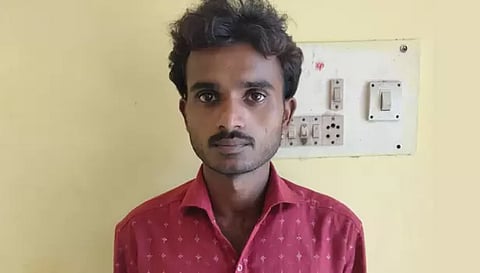 சிறுமிக்கு பாலியல் தொந்தரவு தேடப்பட்ட வாலிபர் போக்சோவில் கைது