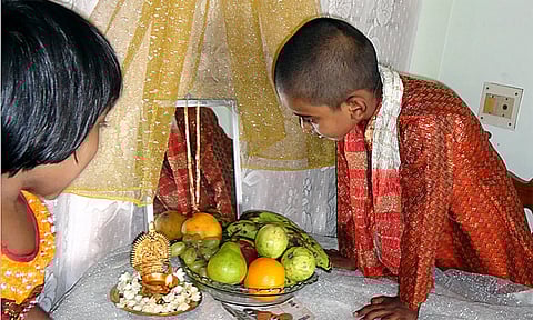 சித்திரையும் கைநீட்டமும்