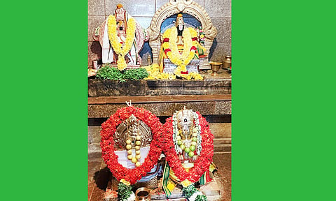 குருவித்துறை கோவிலில் குரு பெயர்ச்சி விழா