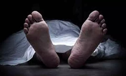 கோவையில் வெவ்வேறு விபத்தில் இளம்பெண் உள்பட 3 பேர் பலி