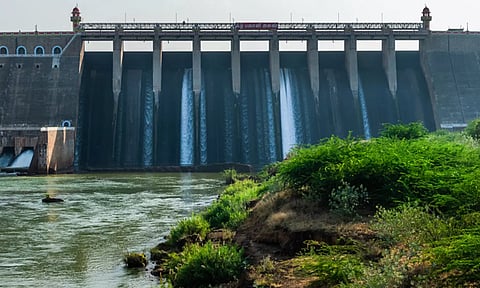 கீழ்பவானி வாய்க்கால் பாசனத்திற்கு 2 ஆயிரம் கனஅடியாக நீர் திறப்பு