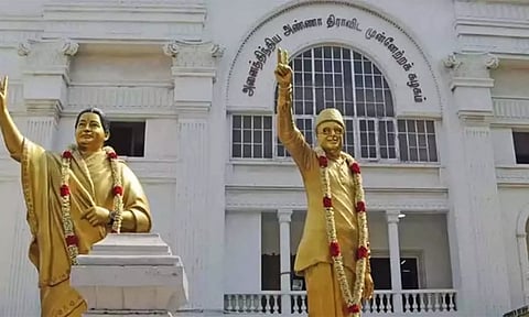 கர்நாடக சட்டசபை தேர்தலில் அதிமுக போட்டி: புலிகேசி நகர் தொகுதிக்கு வேட்பாளர் அறிவிப்பு