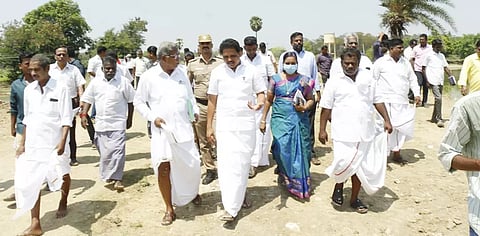 மக்கள் குறைதீர்க்கும் கூட்டம்; வெங்கடேசன் எம்.பி. பங்கேற்பு