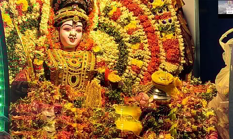 சமயபுரம் மாரியம்மன் கோவில் பூச்சொரிதல் விழா நிறைவு