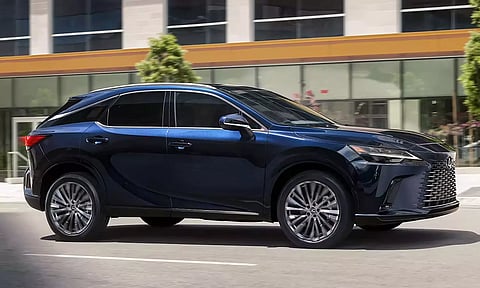 இந்தியாவில் அறிமுகமான புதிய லெக்சஸ் கார் - இத்தனை அம்சங்களா?