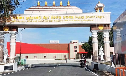 புதிய பஸ் நிலைய கடைகள் நாளை ஏலம்