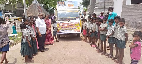 நெடுமானூர் பள்ளியில் மாணவர் சேர்க்கை விழிப்புணர்வு பேரணி நடைபெற்றது.