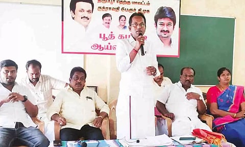 முகாமில் பங்கேற்றவர்கள்.