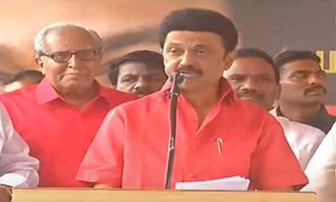 12 மணி நேர வேலை மசோதா திரும்பப் பெறப்படுவதாக முதலமைச்சர் ஸ்டாலின் அறிவிப்பு