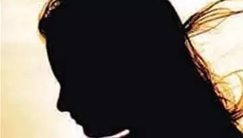 ஆதரவற்ற விதவைகள் சான்று பெற ஆண்டு கணக்கில் காலதாமதம்