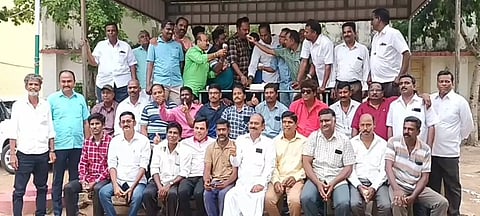 அரசு பள்ளி முன்னாள் மாணவர்கள் சந்திப்பு
