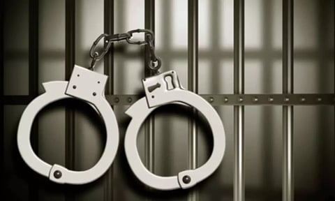 கன்னியாகுமரியில் வீடு வாடகைக்கு எடுத்து பெண்களை பாலியல் தொழிலில் ஈடுபடுத்திய கேரள டிரைவர்