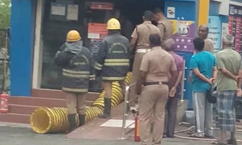 மதுரை ஏ.டி.எம். மையத்தில் தீ விபத்து