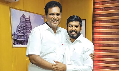 அமைச்சர் டி. டி. ஆர் பி ராஜாவுக்கு, ஷாநவாஸ் எம்.எல்.ஏ. வாழ்த்து கூறினார்.