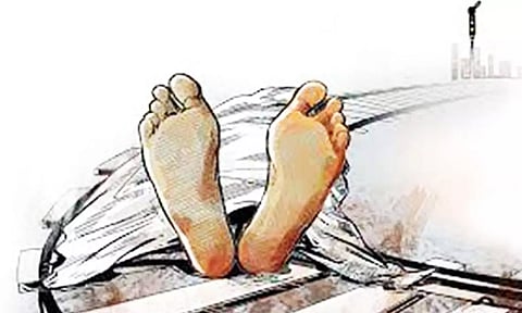 அடையாளம் தெரியாத முதியவர் பிணம்