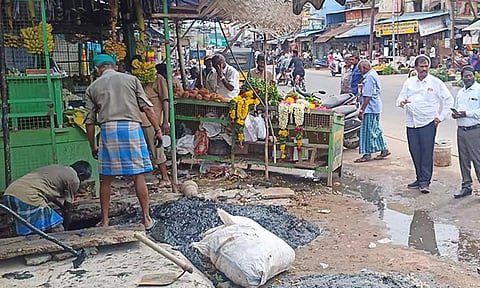 கடலூரில் கால்வாய் சுத்தம் செய்யும் பணி தீவிரம்