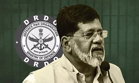 இந்திய ராணுவ ரகசியங்களை பாகிஸ்தானுக்கு உளவு சொன்ன விஞ்ஞானி சிறையில் அடைப்பு