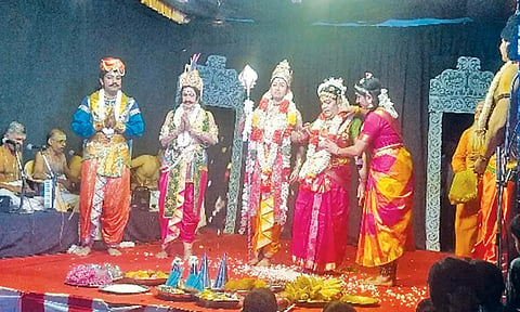 பாகவத மேளா நாடக விழாவின் ஒரு காட்சி.