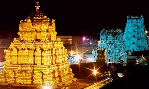 திருப்பதி கோவிலில் 35,000 லட்டுகளை திருடி கூடுதல் விலைக்கு விற்பனை- 5 பேர் கைது