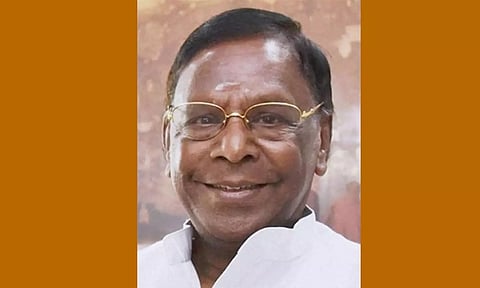 மதுக்கடைகள் திறப்பால் புதுச்சேரி மக்கள் நிம்மதி இல்லாமல் இருக்கிறார்கள்-நாராயணசாமி பேட்டி