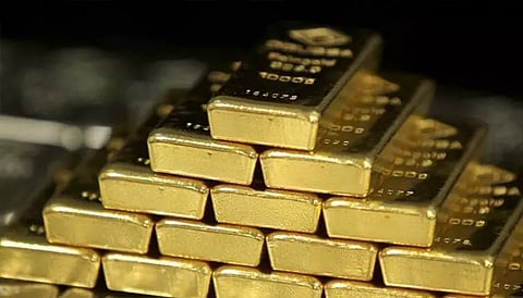 சென்னை விமான நிலையத்தில் ரூ.2 கோடி மதிப்பு கடத்தல் தங்கம் பறிமுதல்- 8 பேர் கைது