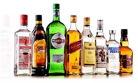 11 எரி சாராய பாட்டில்கள் பறிமுதல்