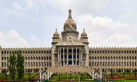 கர்நாடக மந்திரிசபை விரிவாக்கம்: 24 மந்திரிகள் நாளை பதவி ஏற்க ஏற்பாடு