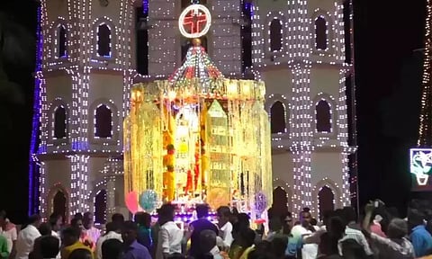 புனித கித்தேரியம்மாள் ஆலய தேர் பவனி