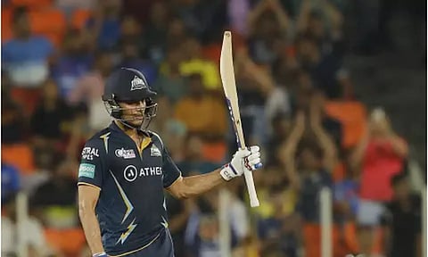 சதமடித்த ஷுப்மான் கில்