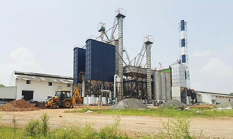  குண்டல்பட்டியில் புதிதாக கட்டப்பட்டுள்ள பாஸ்கர் நவீன புழுங்கல் அரிசி ஆலையை படத்தில் காணலாம்.