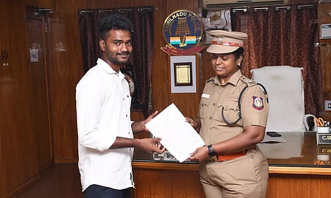 பெரம்பலூர் காவல்துறையில் பணிபுரிய 11 பேருக்கு பணி நியமன ஆணை