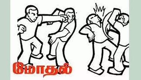 முன்விரோதத்தில் மோதல்; 2 பேர் கைது