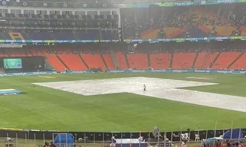 ஐபிஎல் இறுதிப்போட்டி - மழை காரணமாக ஆட்டம் பாதிப்பு